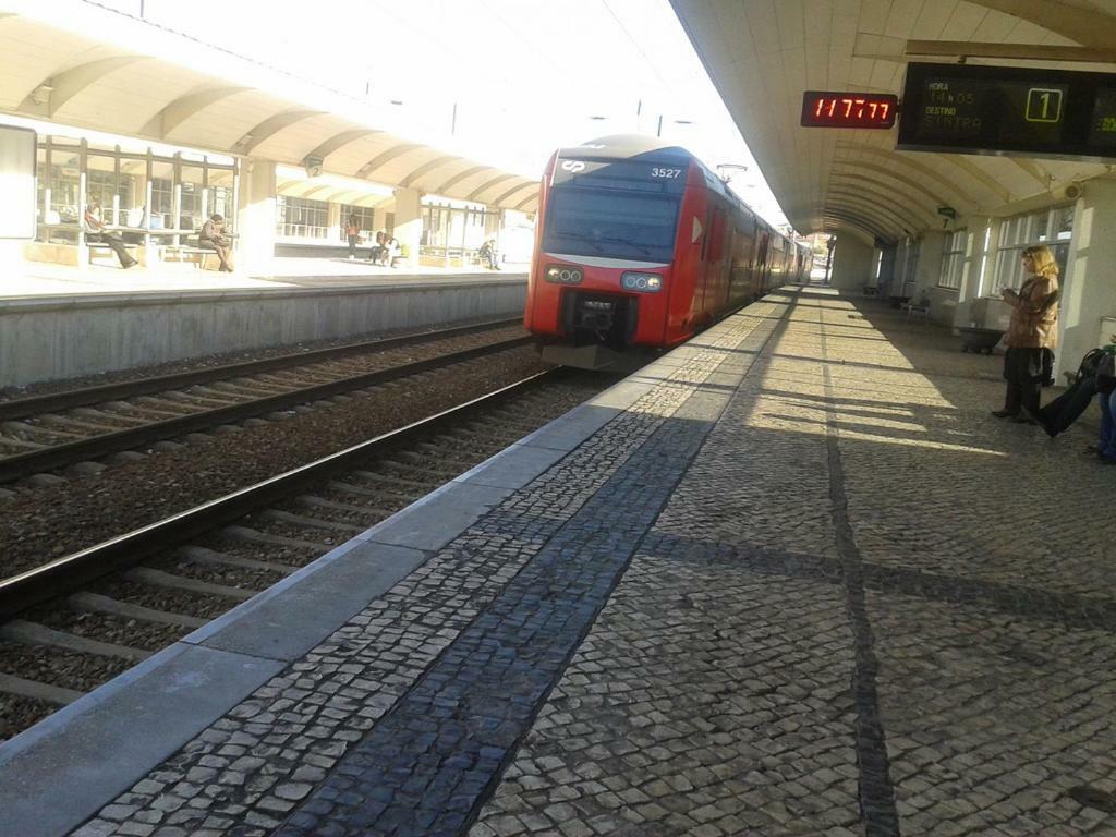 Apartament In Bed With Lisbon 8N Amadora Zewnętrze zdjęcie